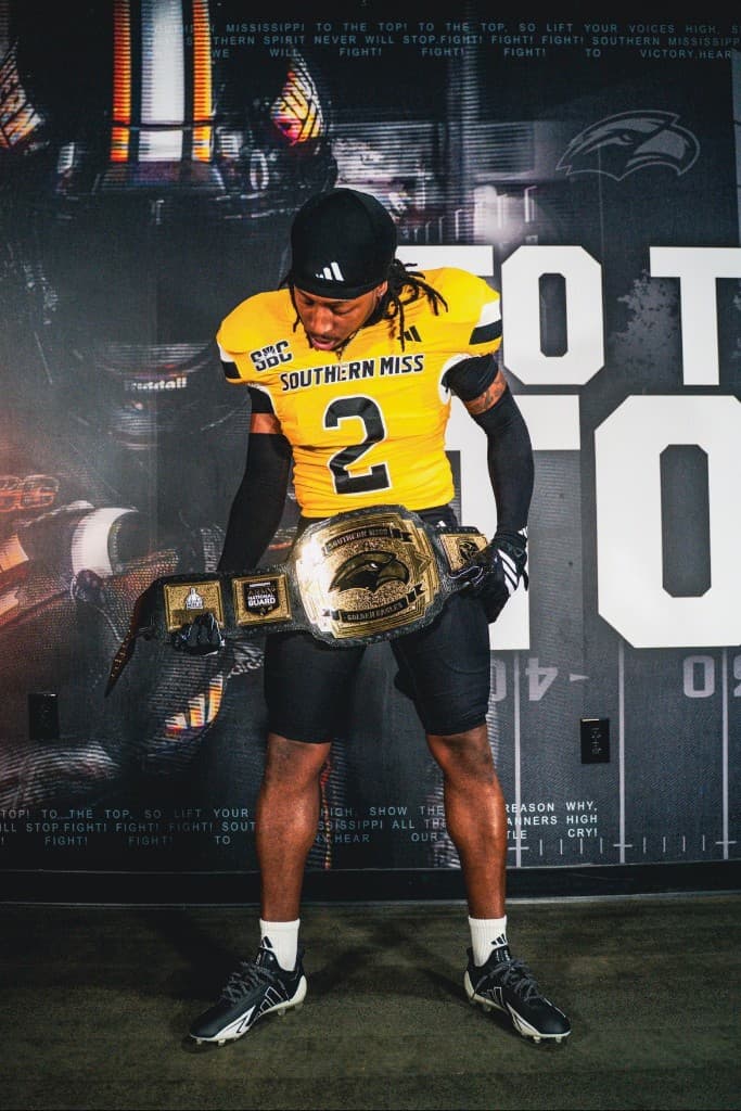 Caleb Williams athlete photo